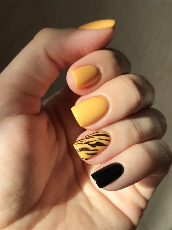 Embrace the Radiance: Spring Nails Yellow 2024 15 Ideas