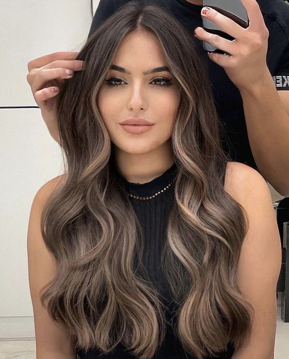 Top Brunette Hair Colors for Spring 2024 – Fresh Trends and Styling Ideas