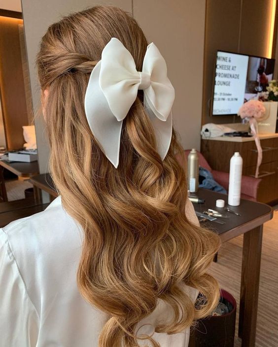 Spring Hairstyles 80 Ideas 2024: Revamp Your Look This Season