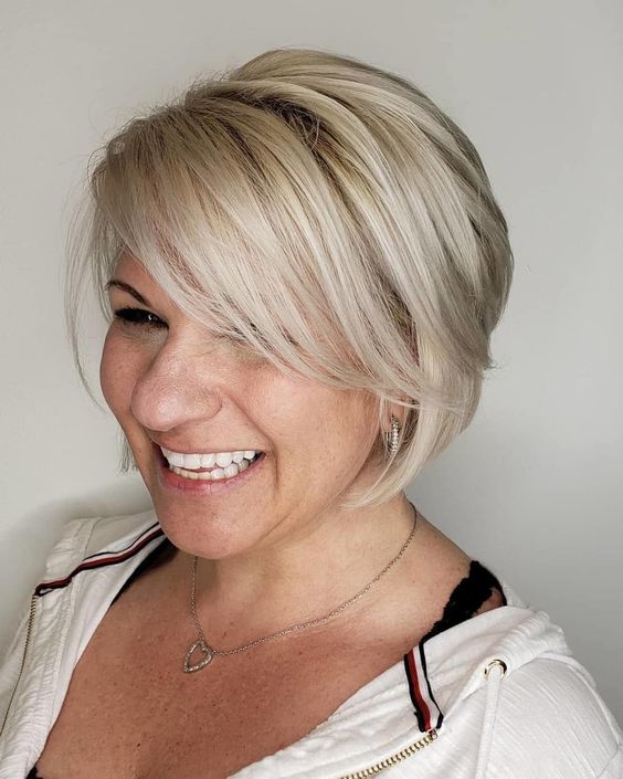 Spring 2024 Haircuts for Women Over 40 16 Ideas