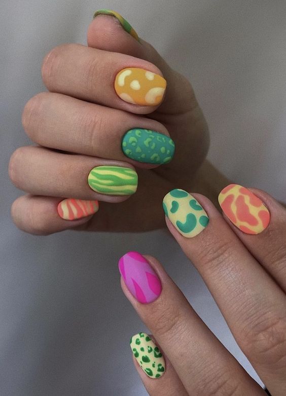 Multicolor Nails: The Trendsetter for Summer 2024 16 Ideas