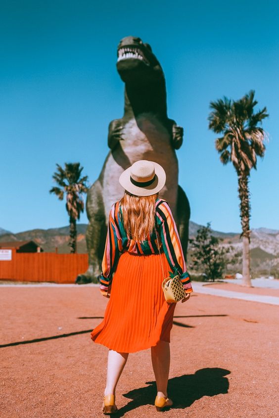 Palm Springs Outfit 15 Ideas 2024: The Ultimate Guide to Stylish Desert Fashion