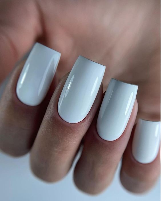 Embracing the Elegance of White Nails for Spring 2024 15 Ideas