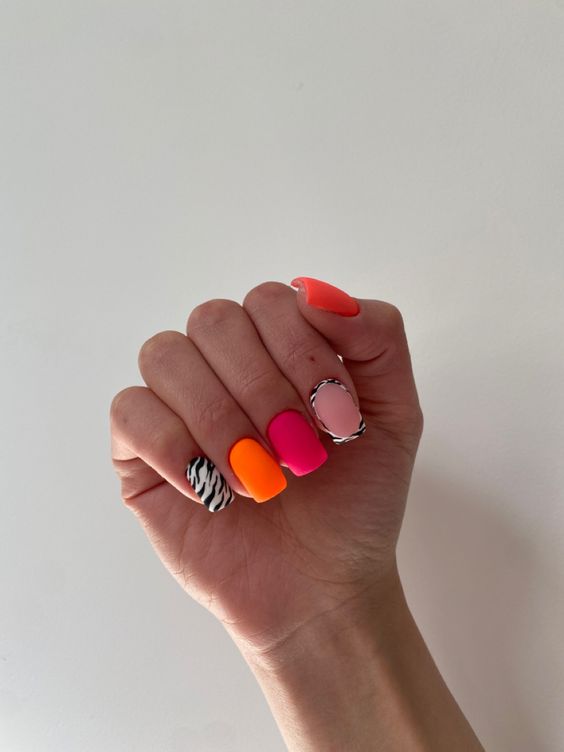 June Nails 17 Ideas 2024: Elevate Your Style with the Latest Trends