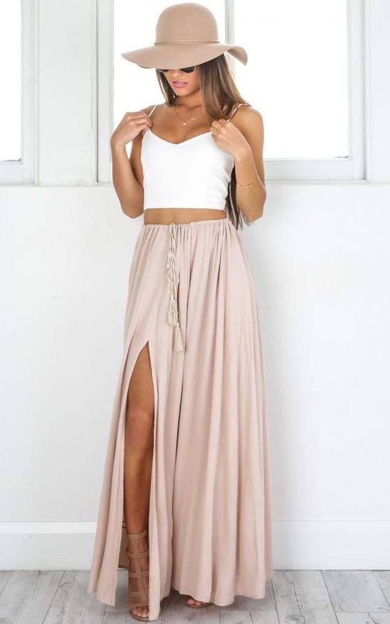 Embracing Summer Elegance with Maxi Skirt Outfits 16 Ideas