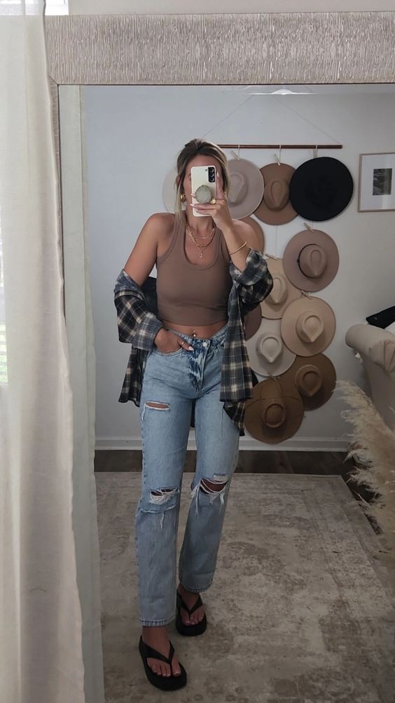 Summer Outfits 2024 83 Ideas: The Season's Most Charming Trends for Women