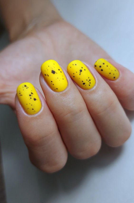 June Nails 17 Ideas 2024: Elevate Your Style with the Latest Trends