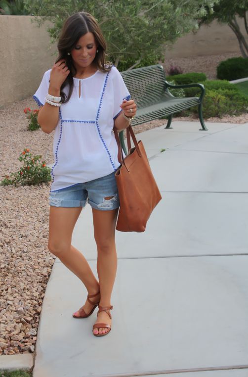 Chic Summer Styles for Women Over 40 25 Ideas