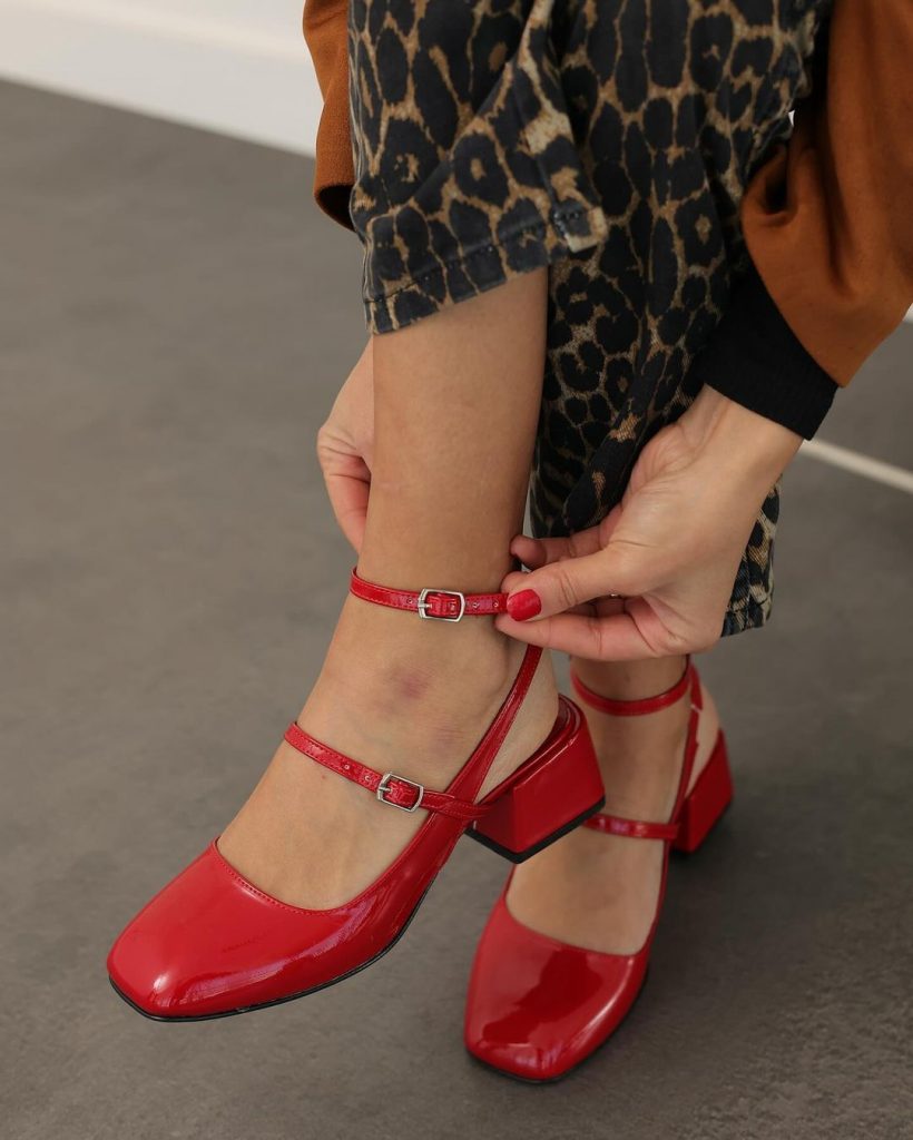 Summer Shoes 25 Ideas: Stepping into Style with This Season's Trends