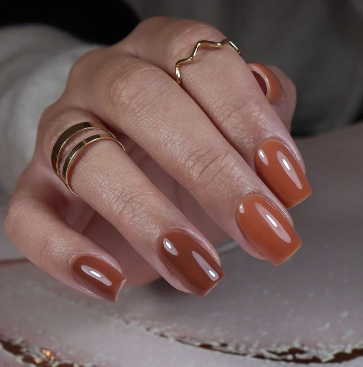 Intriguing Nails for Summery Days: Short and Chic 25 Ideas