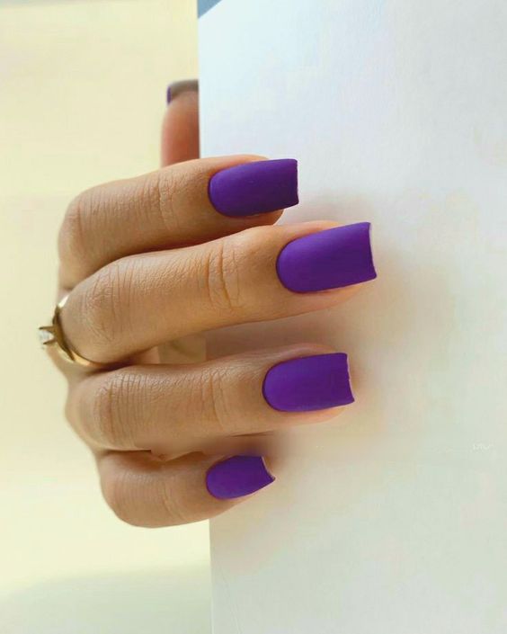 Intriguing Nails for Summery Days: Short and Chic 25 Ideas