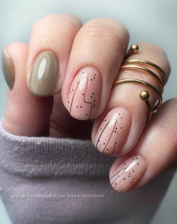 Intriguing Nails for Summery Days: Short and Chic 25 Ideas