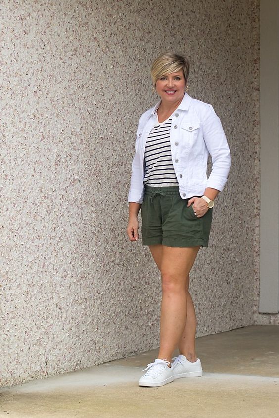 Summer Outfits for Women Over 40 - 2024: Embracing Style with Age 25 Ideas