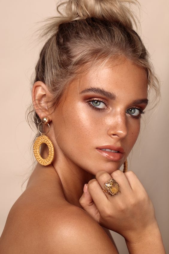 The Ultimate Guide to Beach Makeup 28 Ideas: Achieving the Perfect Sun-Kissed Look