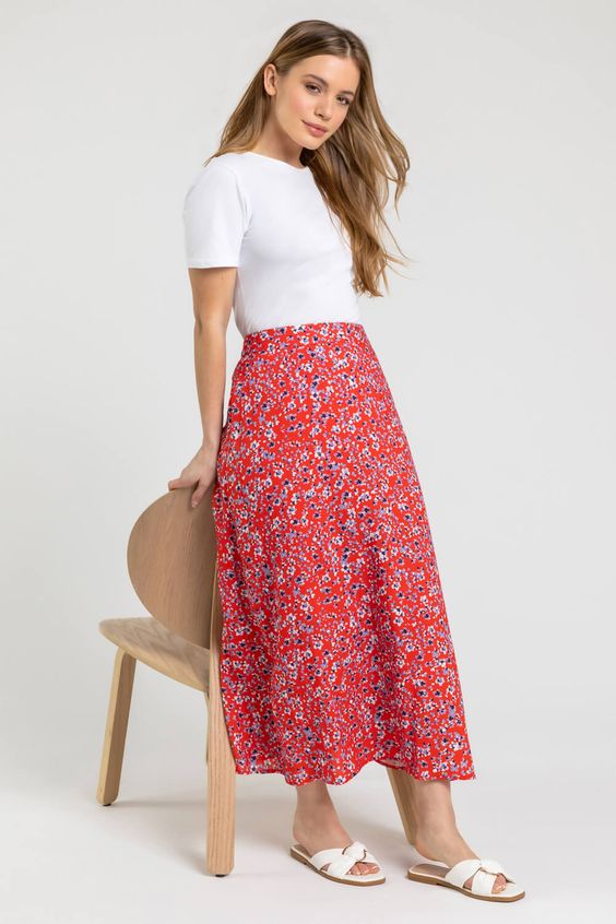Summer Skirt Outfits for Women 25 Ideas: Sartorial Sunshine in Every Thread