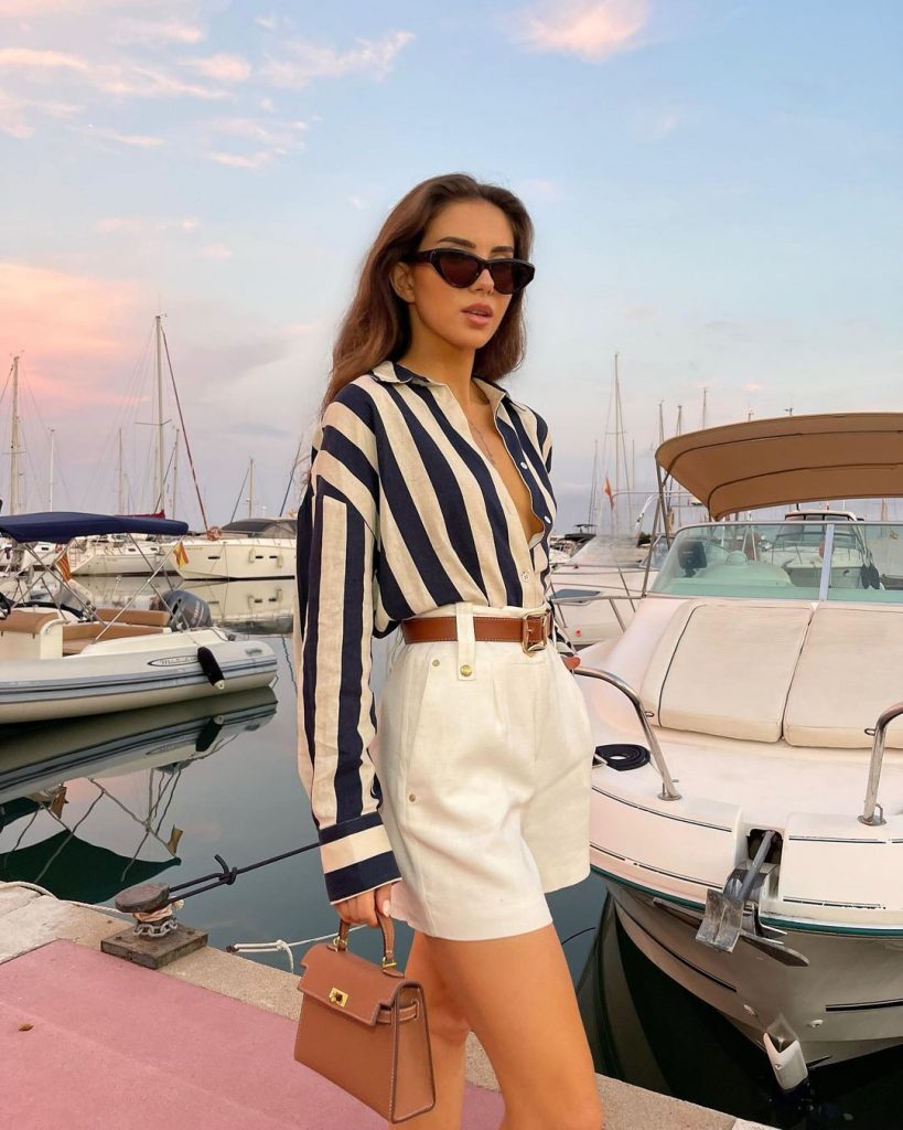 Elevating Summer: Chic Ensembles for Women Over 30 26 Ideas