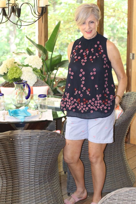 Fashion Trends for Women Over 50 – Embracing Style at Any Age 25 Ideas