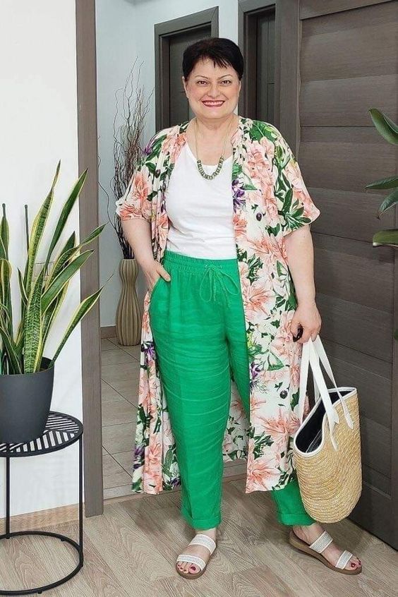 Fashion Trends for Women Over 50 – Embracing Style at Any Age 25 Ideas