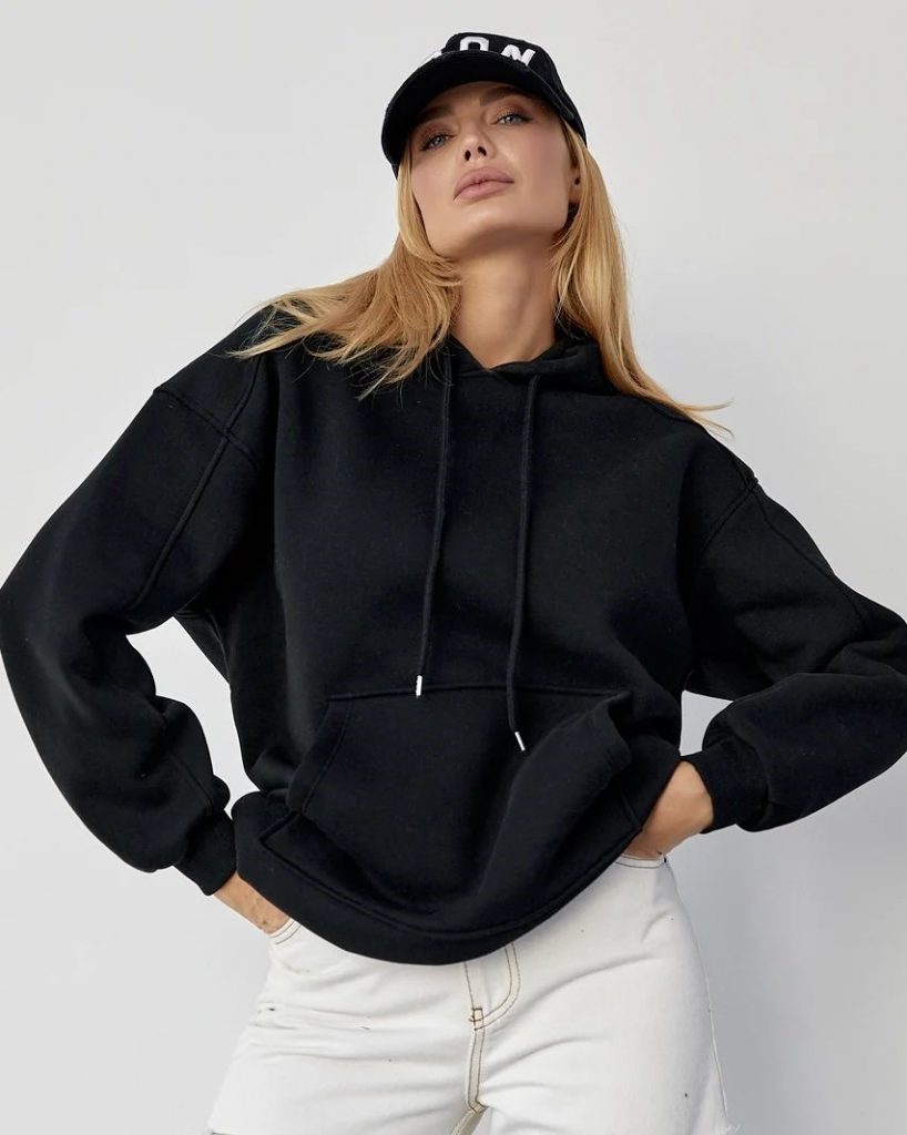 Trendy Fall Sweatshirts for Women 26 Ideas: Effortless Style and Comfort