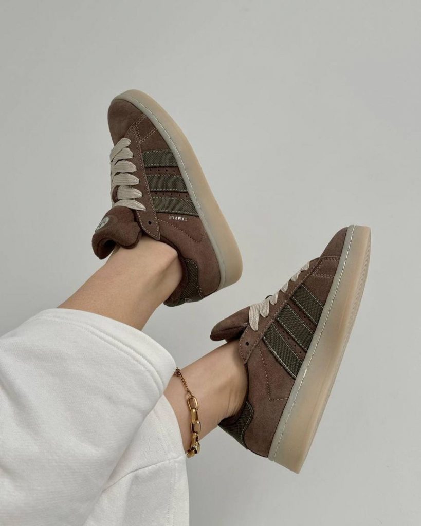 Fall Women's Sneakers 27 Ideas: Trends and Style Guide