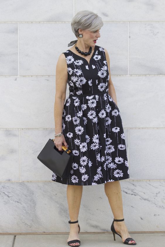 Dresses for Women Over 50 Year: 25 Ideas for Elegant, Casual & Formal ...