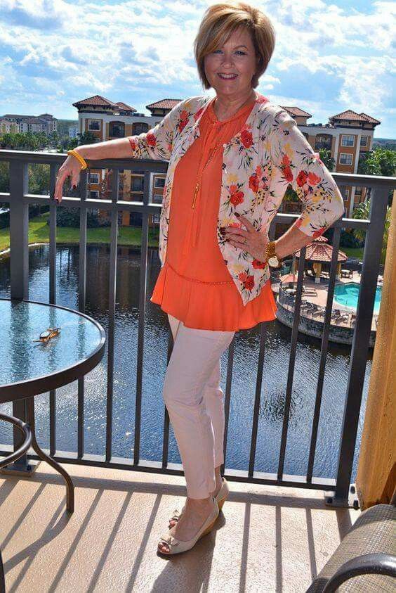 Fashion Trends for Women Over 50 – Embracing Style at Any Age 25 Ideas