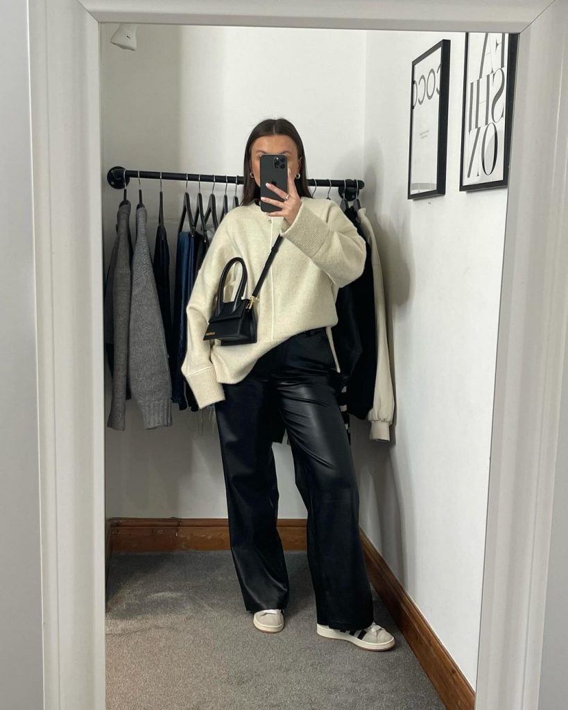 Fall Outfit Aesthetic 25 Ideas: Embracing Autumn's Charm