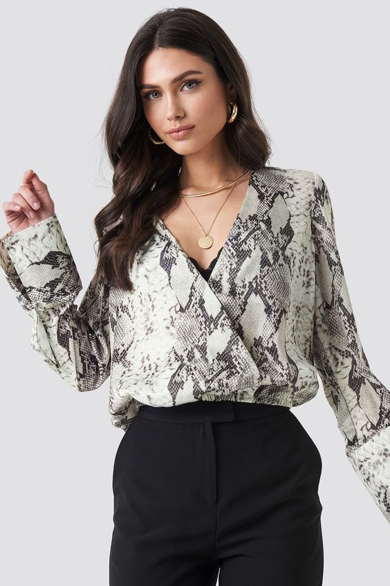 Fall Blouses for Women 25 Ideas: A Chic and Versatile Wardrobe Staple