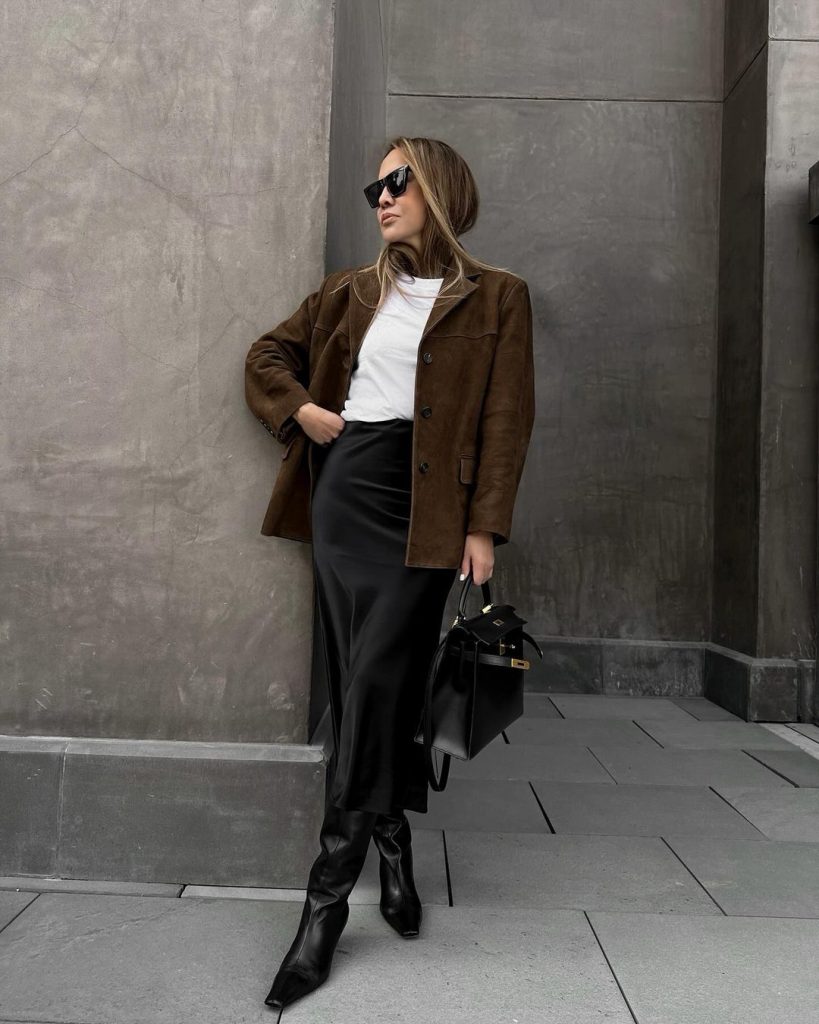 Fall Outfit Aesthetic 25 Ideas: Embracing Autumn's Charm