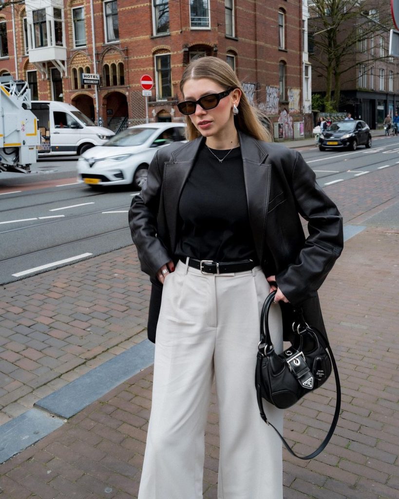 Fall Outfit Aesthetic 25 Ideas: Embracing Autumn's Charm