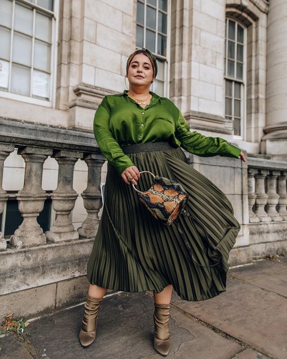 Plus Size Fall Outfits 26 Ideas: Embrace the Season with Style and Confidence