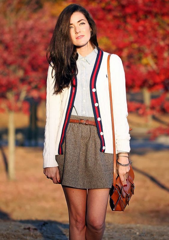 Lightweight Fall Outfits for Women: 25 Stylish Ideas for the Season