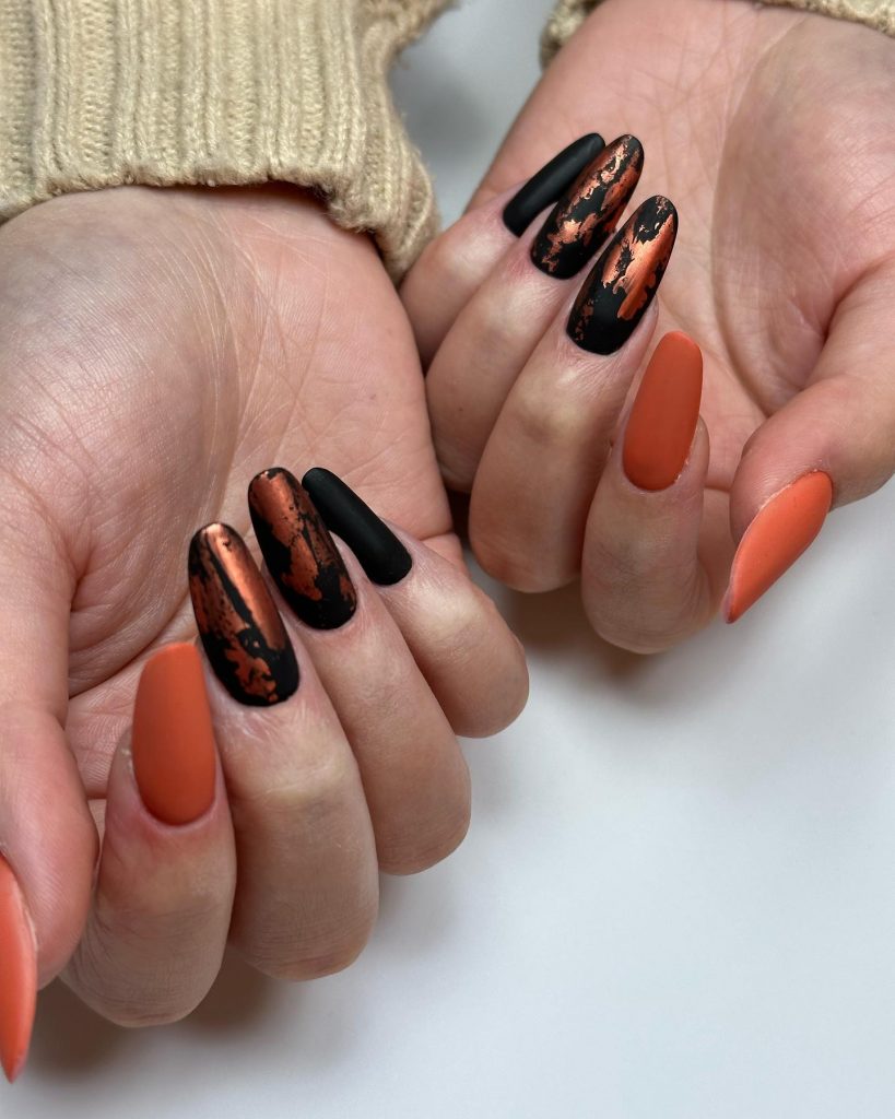 Fall Oval Nails: Trendy 25 Ideas for the Season