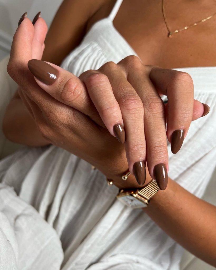 Trendy and Popular Fall Nail Colors 27 Ideas