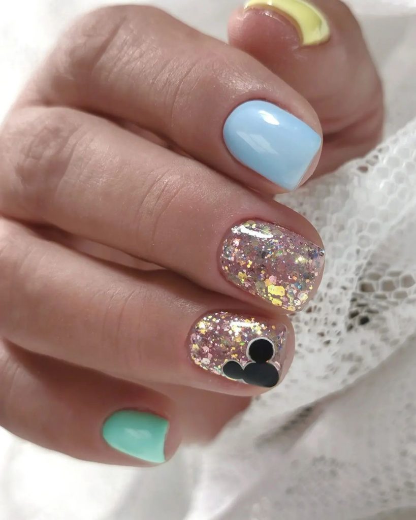 Disney Fall Nails 27 Ideas: A Magical Manicure Guide