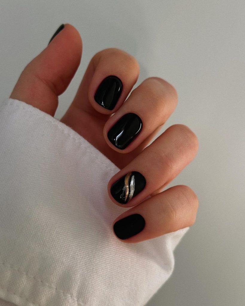 Short Fall Nails 2024: Inspiration and 27 Ideas