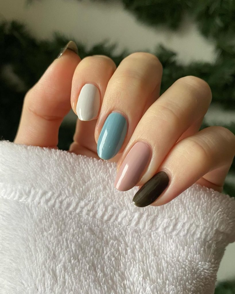 Fall Oval Nails: Trendy 25 Ideas for the Season