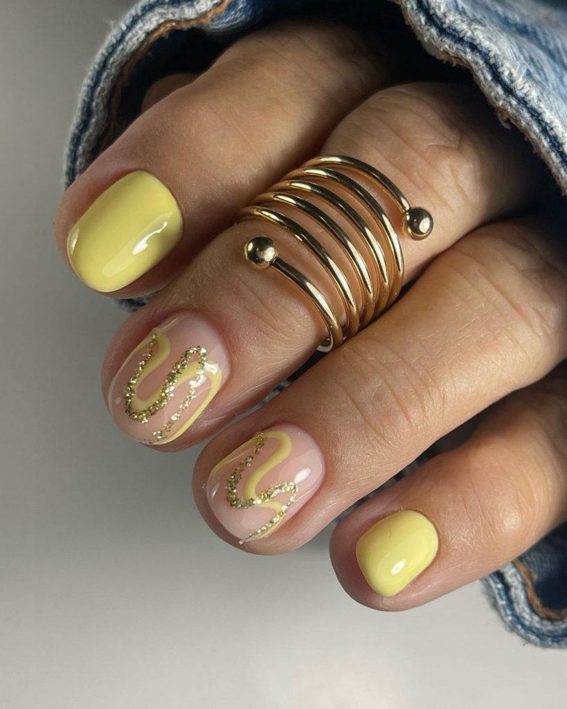 Yellow Fall Nails 27 Ideas: Embrace the Season with Vibrant Hues