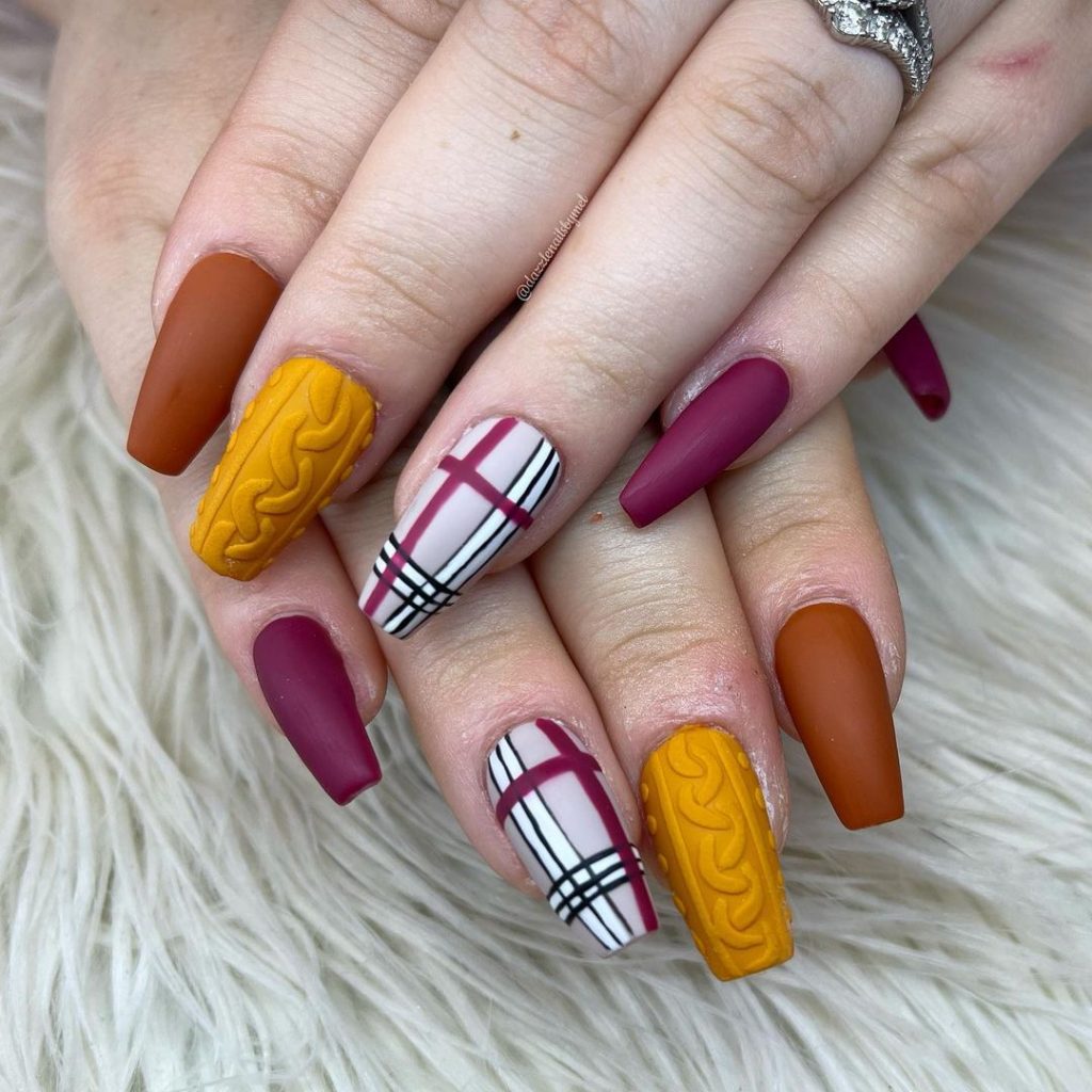 Fall Plaid Nails 2024 23 Ideas: A Trendy Guide to Chic Nail Designs