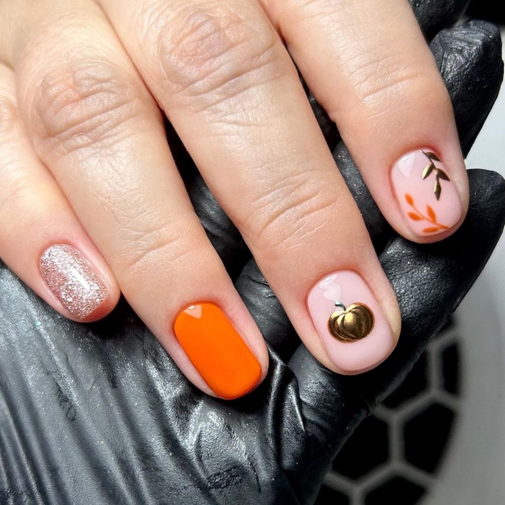 Fun Fall Nails 2024: Inspiring Manicure 25 Ideas for the Season