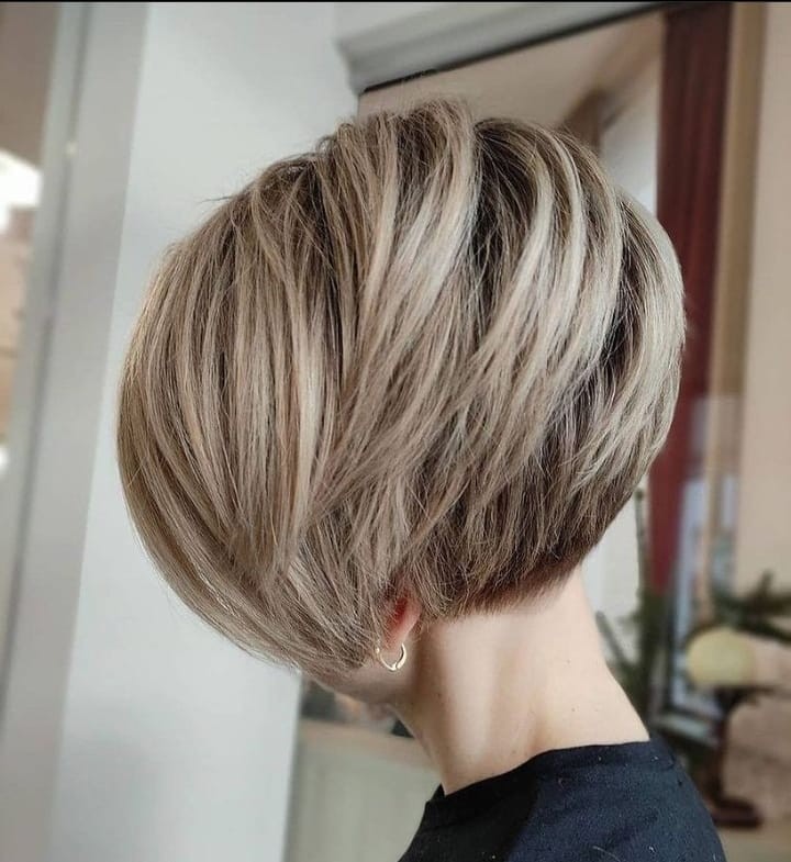 Short Fall Haircuts for Women in 2024 25 Ideas: Trendy and Stylish Looks