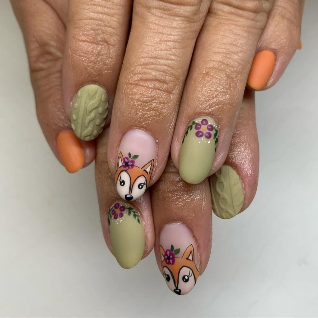 Fall Acrylic Nails 2024: Trendy Designs and 25 Ideas