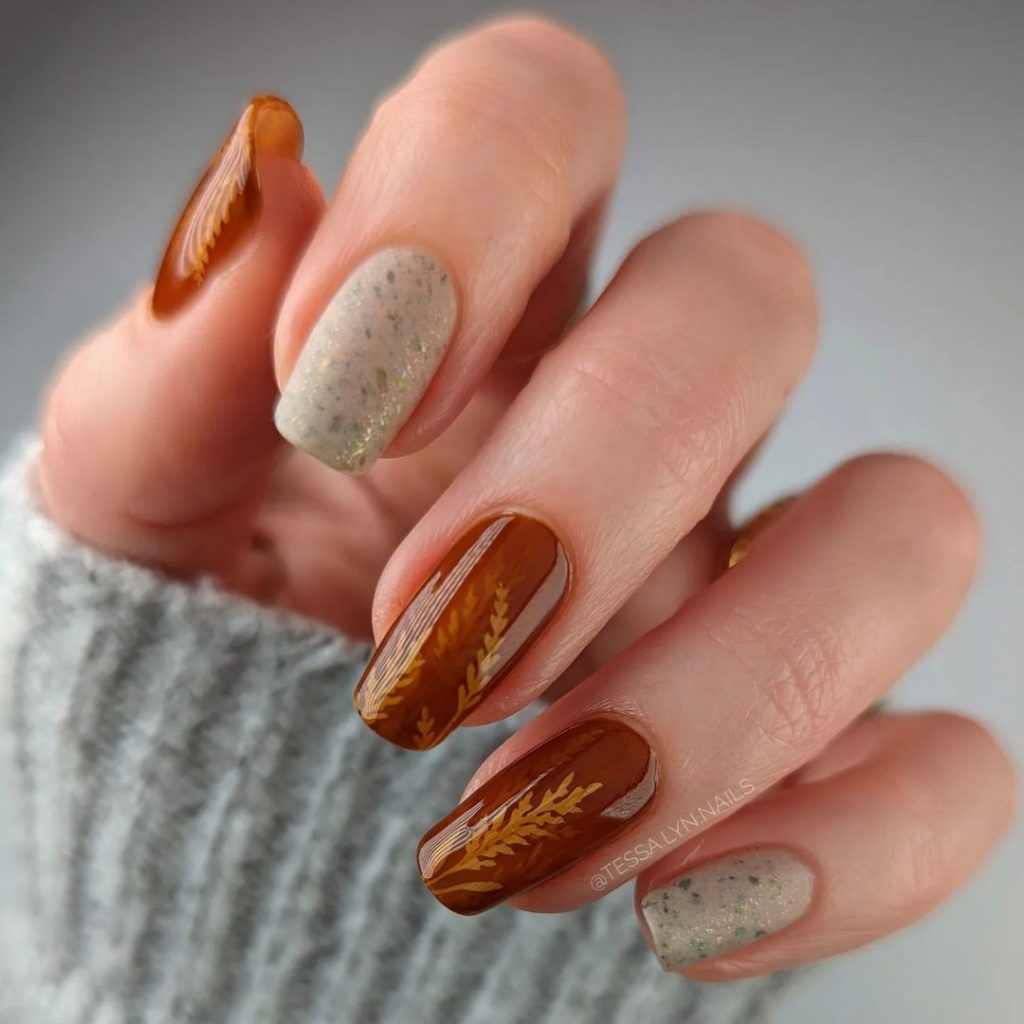 Fun Fall Nails 2024: Inspiring Manicure 25 Ideas for the Season