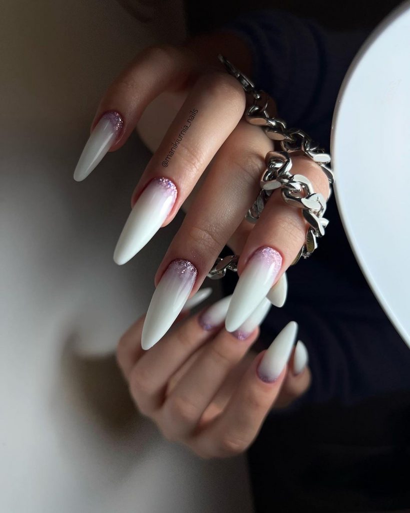 White Fall Nails 26 Ideas: Embrace the Elegance