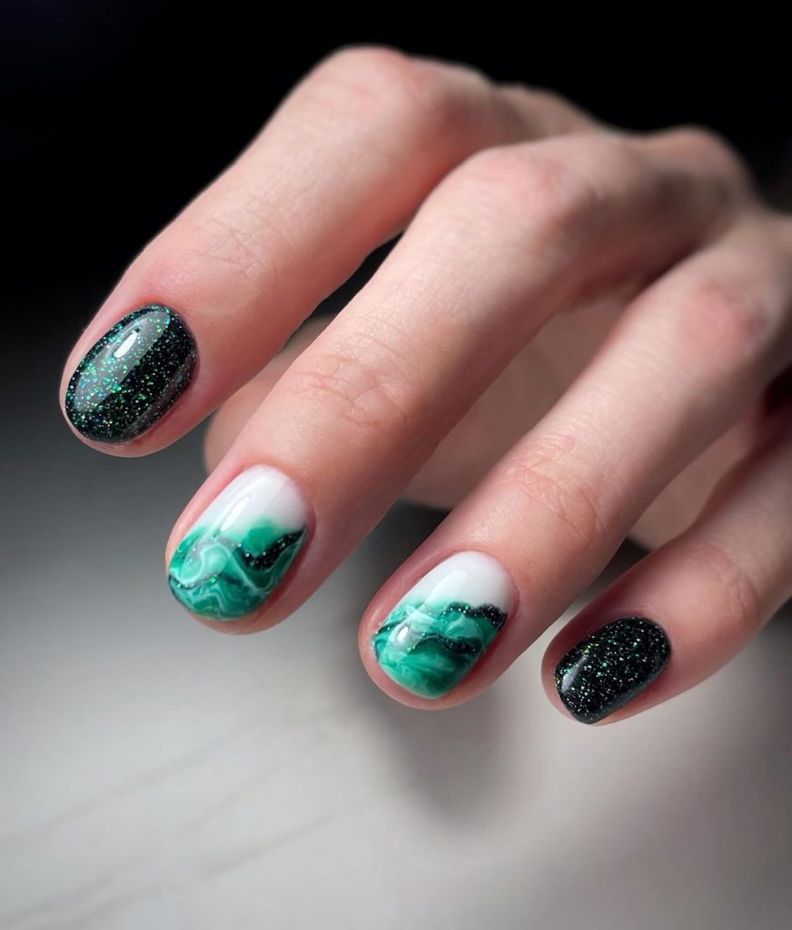 Fall Oval Nails: Trendy 25 Ideas for the Season