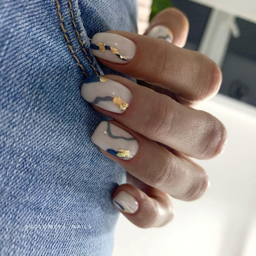 White Fall Nails 26 Ideas: Embrace the Elegance