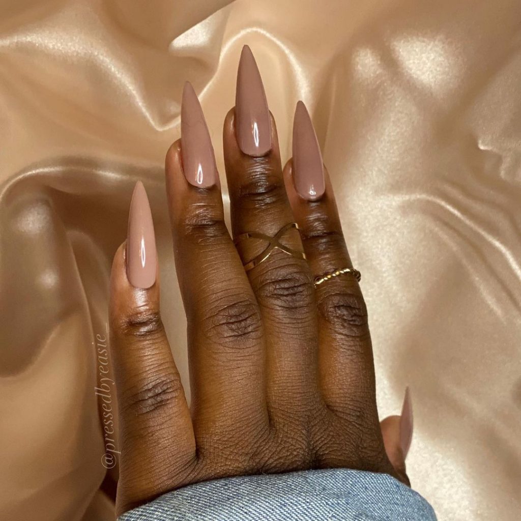 Fall Nail Trends for Dark Skin 2024: Elevate Your Autumn Look 25 Ideas