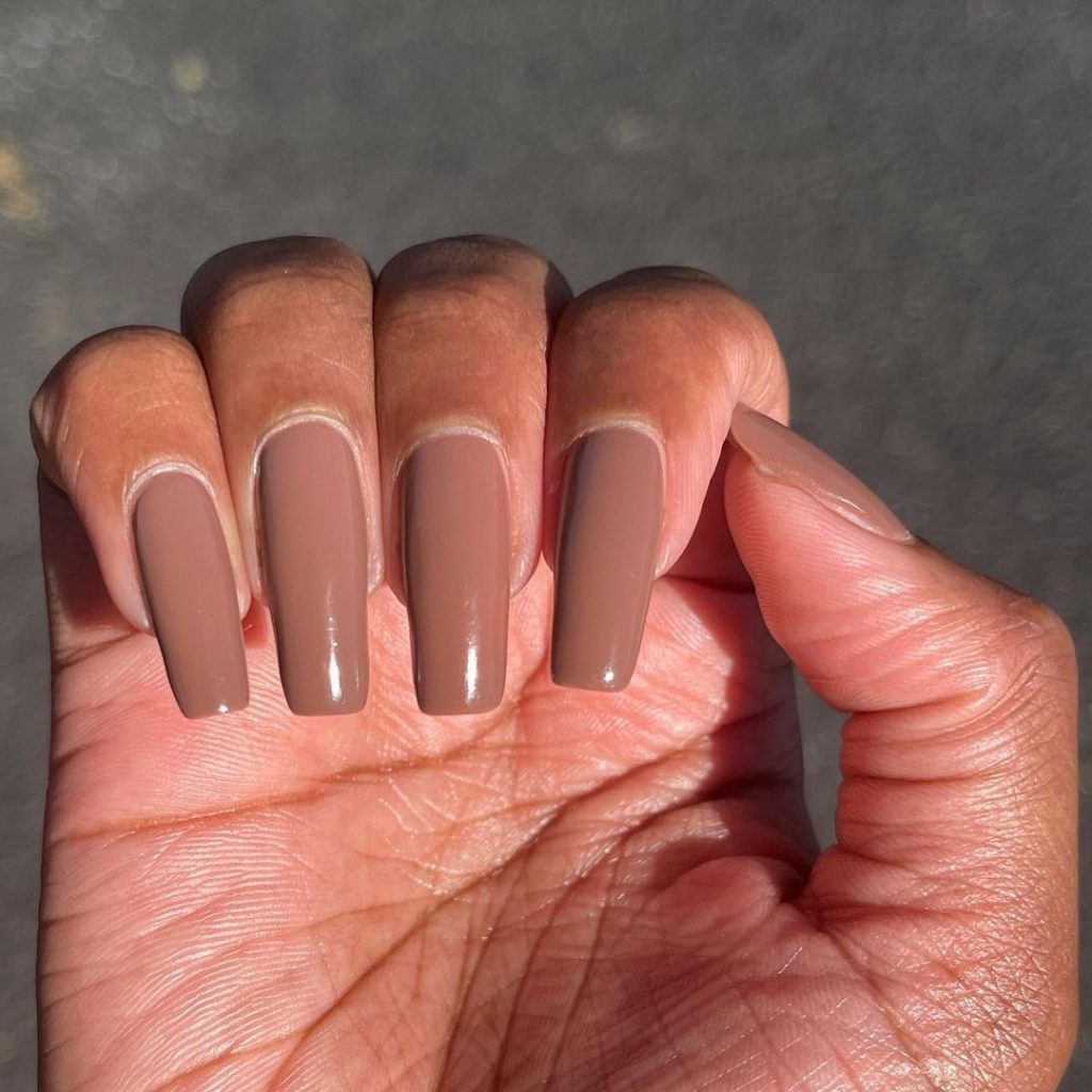 Fall Nail Trends for Dark Skin 2024: Elevate Your Autumn Look 25 Ideas