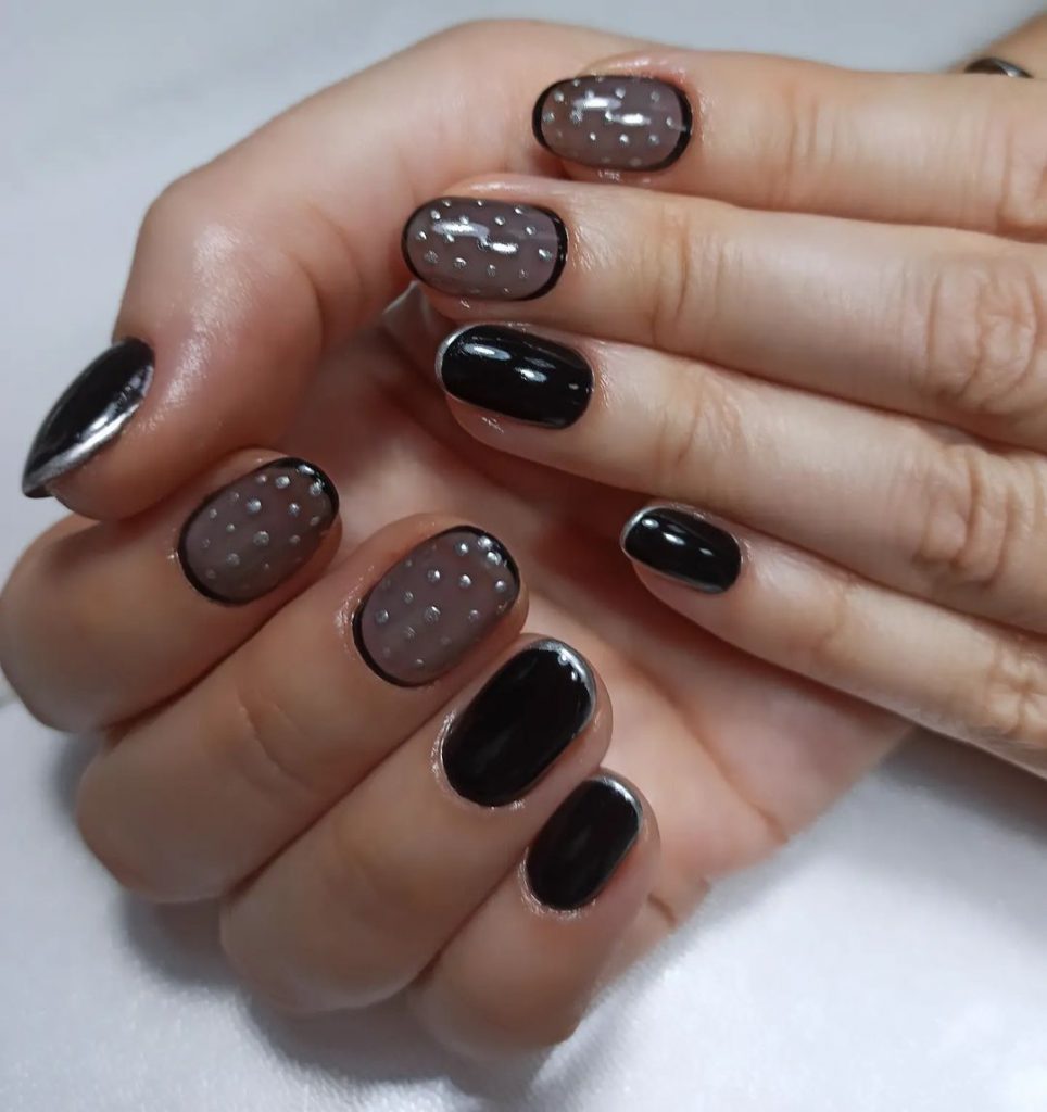 Trendy Black Fall Nails 2024: Stunning Designs and Inspiring 25 Ideas