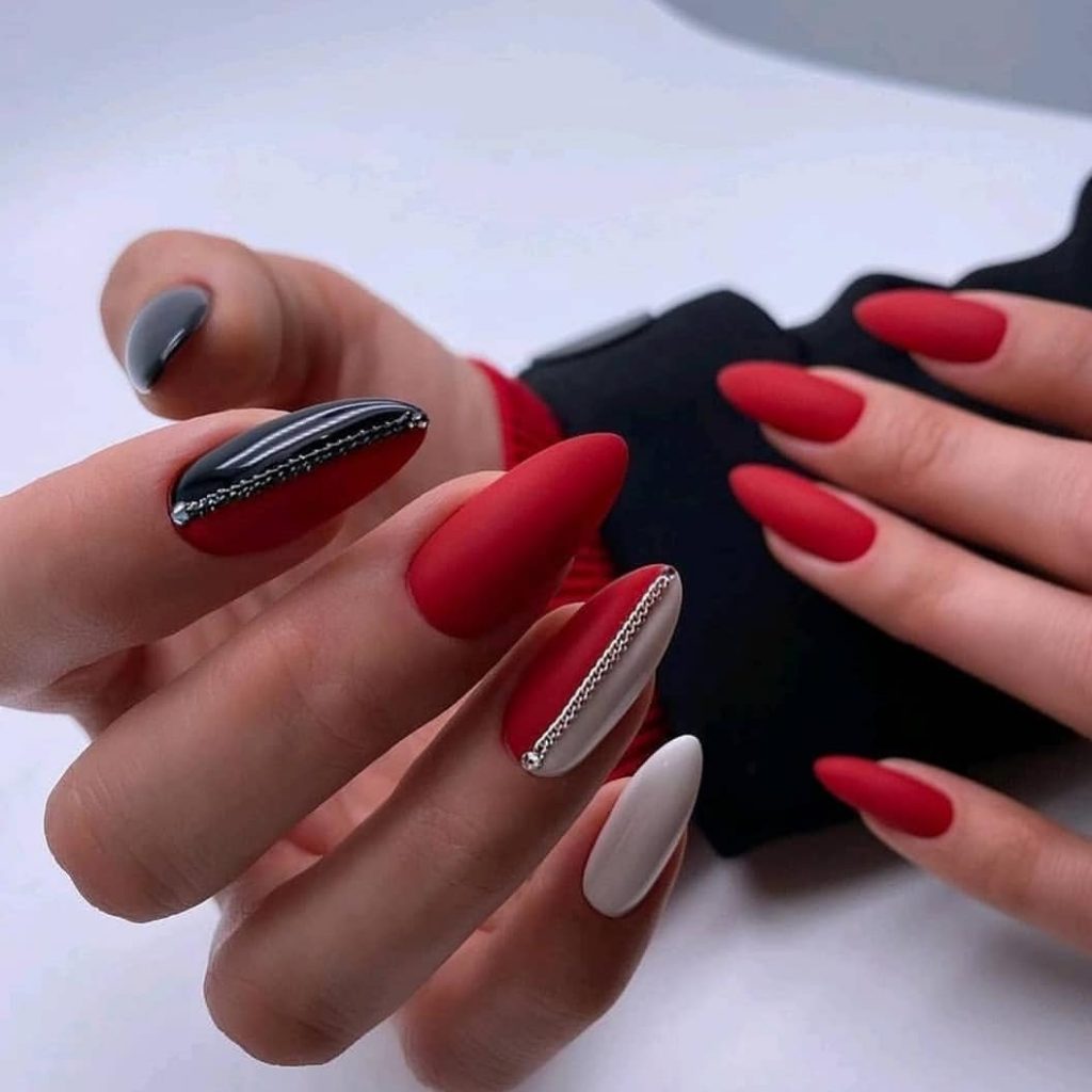 Stunning Fall Nails Almond 2024: Top Trends and Design 25 Ideas